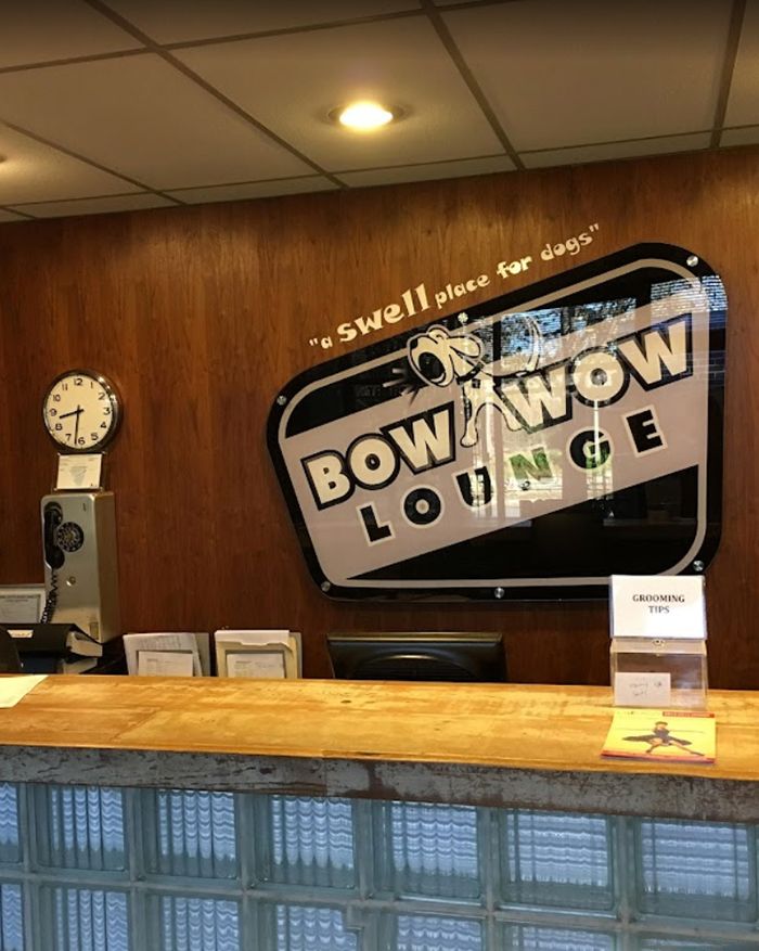 bow wow lounge reception